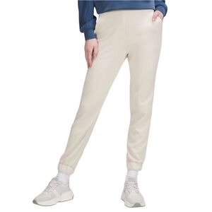Lululemon Softstreme Relaxed High-Rise Jogger Pant Cream Sz 4